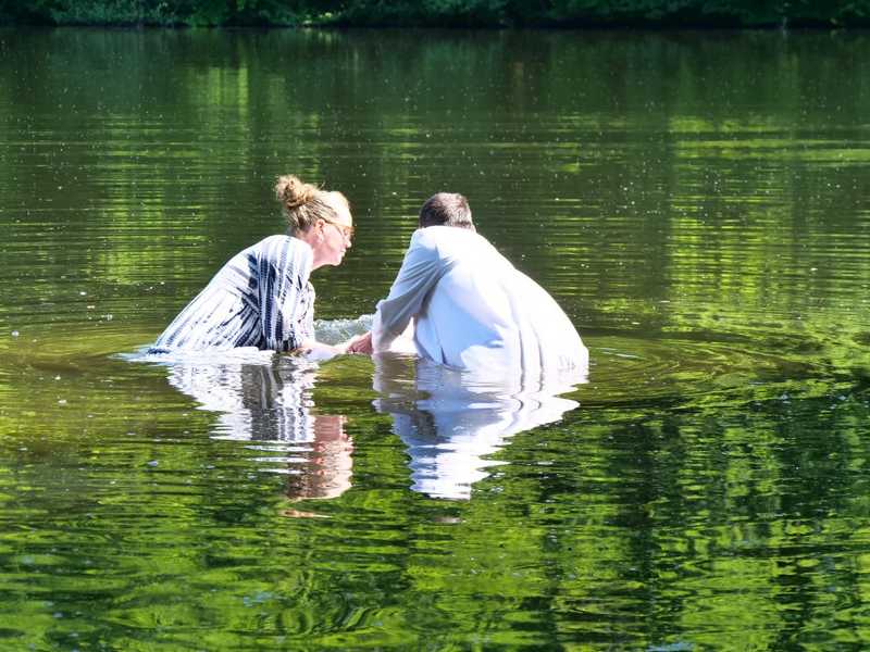 Taufe in der Schwentine